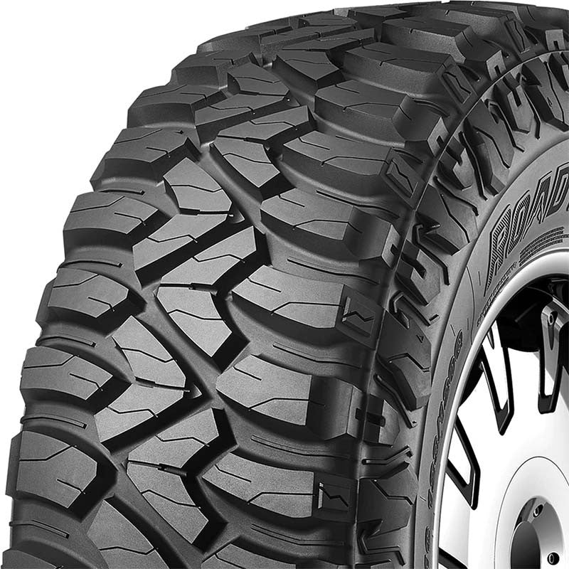 Kumho Road Venture MT71 265/75R16