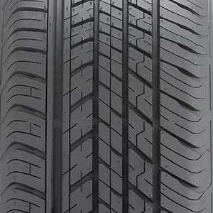 dunlop_grandtrek st30_tread.jpg
