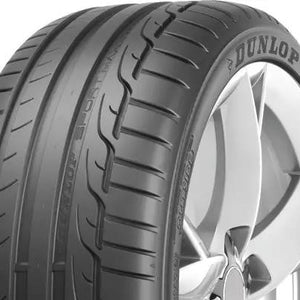 dunlop_sport maxx rt_righthalf.jpg