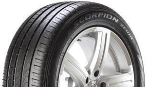 pirelli_scorpion verde_righthalf.jpg