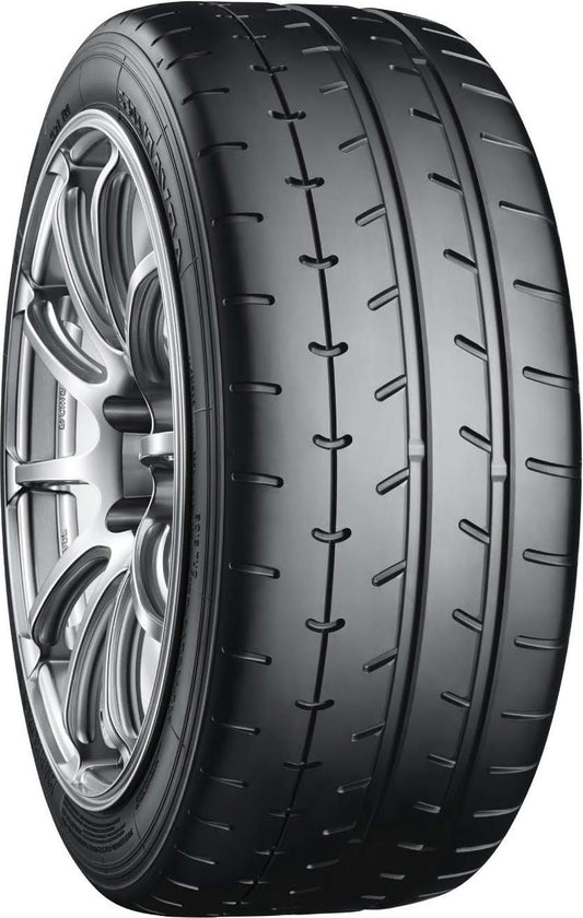 yokohama_advan a052_leftwhole.jpg