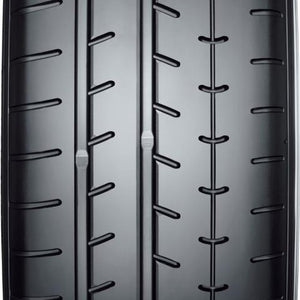 yokohama_advan a052_tread.jpg