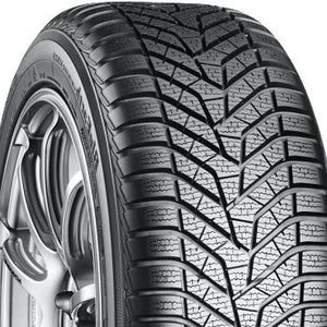 yokohama_bluearth winter v905_lefthalf.jpg